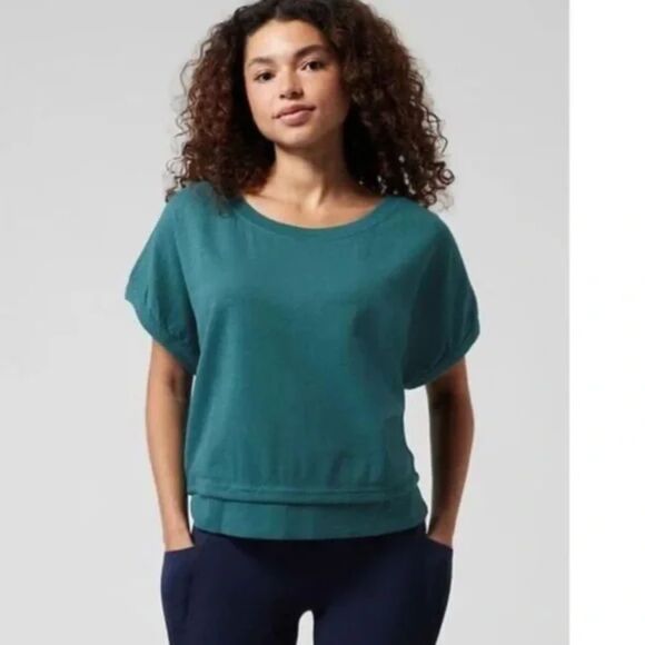 Athleta Womens Oversized Sundown Shirred Tee T Shirt Aqua Teal‎ Blue Size Medium - Picture 1 of 5